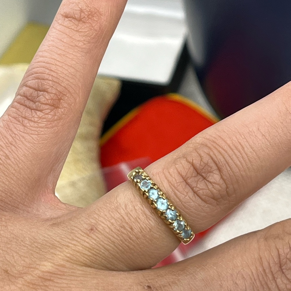 ✨ Vintage 10K Gold Natural Aquamarine Band Ring – Estate Beauty! ✨ - Picture 8 of 17